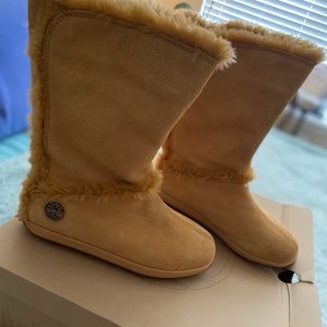 Timberland MukLuk pull on boots